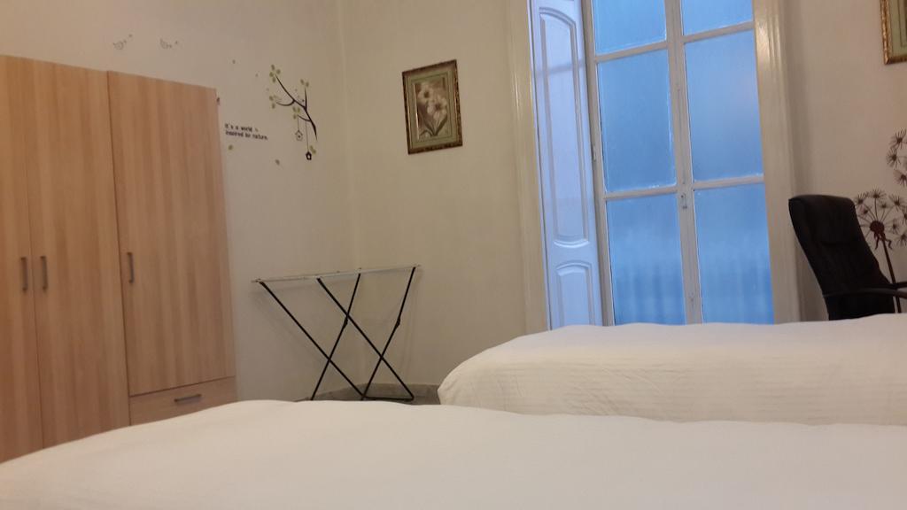 Youthhome B&B Napoli Esterno foto